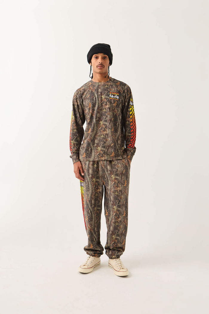 Men's Ford 4x4 Chrome Sweatpant in the color Boxwood Green - Men's Front View