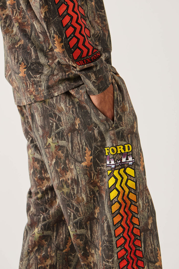 Men's Ford 4x4 Chrome Sweatpant in the color Boxwood Green - Additional Fit image