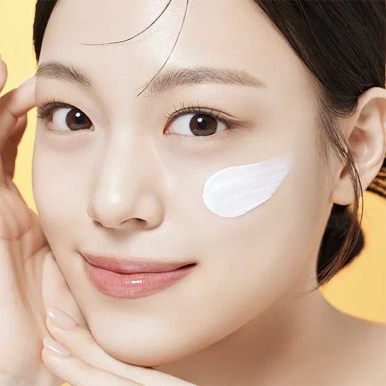 [ILLIYOON] Mineral Skin Barrier Sun Cream SPF 50+ PA++++ 50ml - Ballagrio