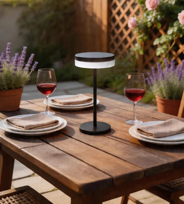 Lampe de table Led solaire FRIS - Lumihome