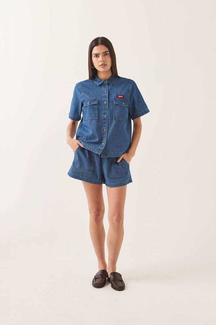 Women's Mechanics Women's Shirt in the color Medium Chambray - Women's Front View