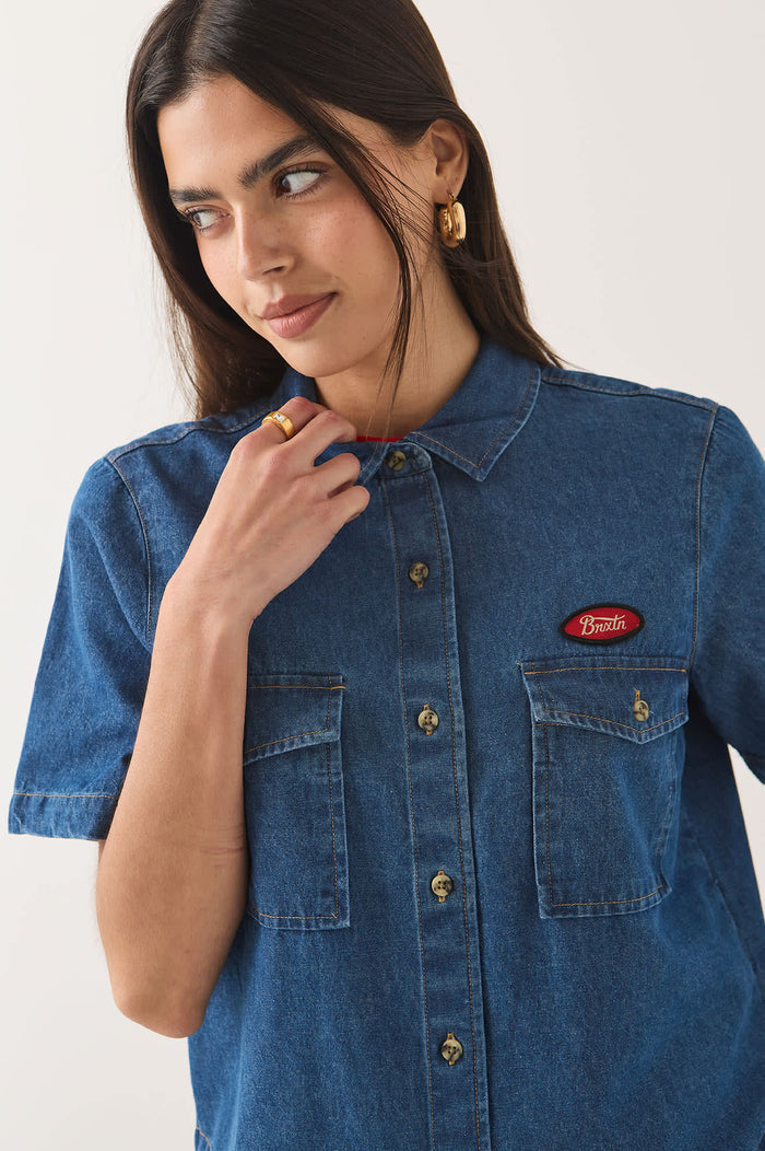 Women's Mechanics Women's Shirt in the color Medium Chambray - Additional Fit image