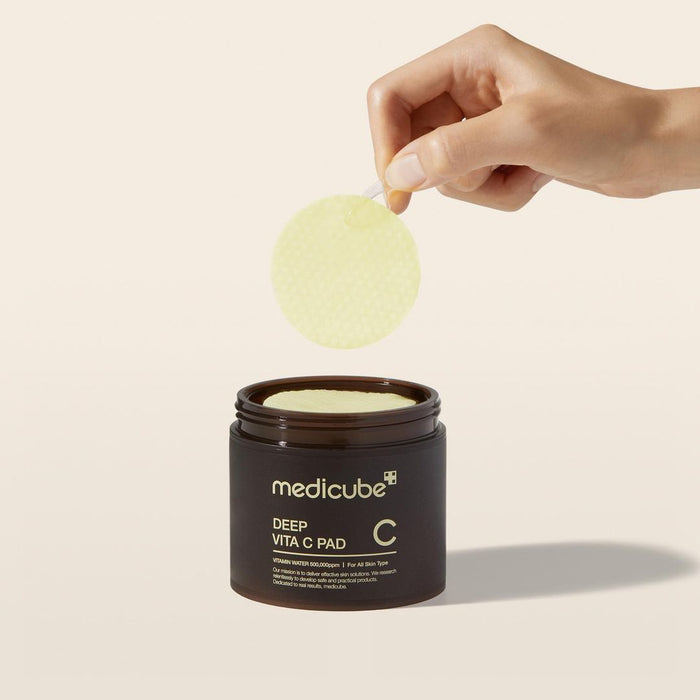 Medicube Deep Vita C Pads (70 pads) | GlamTouch UK