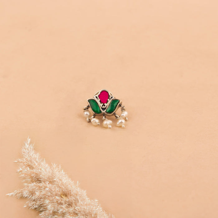 Moh Kundan Pearl Drop Rajwada Pierced Nose Pin