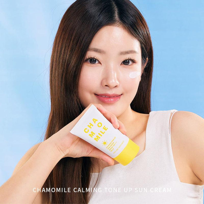 [Nature Republic] Chamomile Calming Tone Up Sun Cream SPF 50+ PA++++ 50ml - Ballagrio