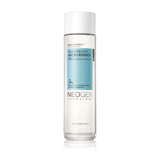 NEOGEN Real Ferment Micro Essence is a powerful hydrating essence formulated with over 93% naturally fermented ingredients like Bifida Ferment Lysate, Saccharomyces Ferment Filtrate, and Rice Ferment Filtrate (Sake). This essence deeply nourishes and revitalizes the skin, improving its texture and boosting radiance. With the addition of Niacinamide and Sodium Hyaluronate, it helps brighten the complexion and provide intense hydration, leaving your skin smooth, glowing, and resilient. Ideal for a