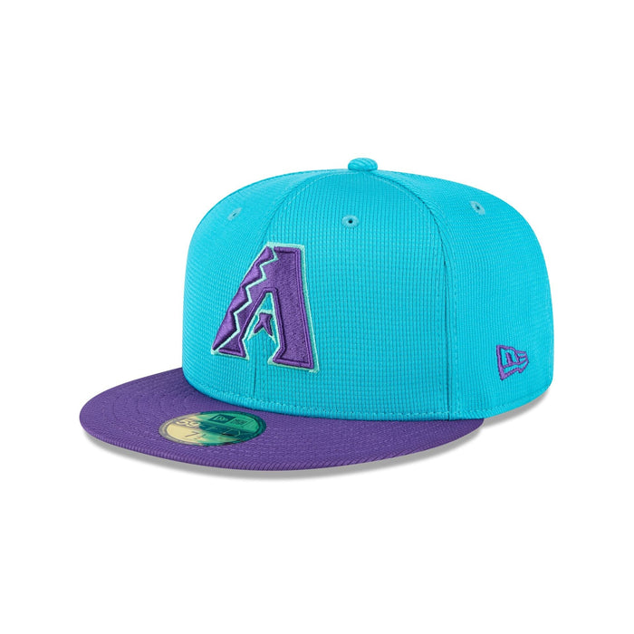 https://cdn.shopify.com/s/files/1/0601/2554/4675/files/60666458_59FIFTY_CITYCONNECTARIDIA_ARIDIA_OTC_3QL.jpg?v=1746214108