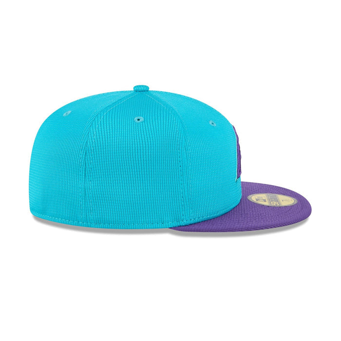 https://cdn.shopify.com/s/files/1/0601/2554/4675/files/60666458_59FIFTY_CITYCONNECTARIDIA_ARIDIA_OTC_RSIDE.jpg?v=1746214108