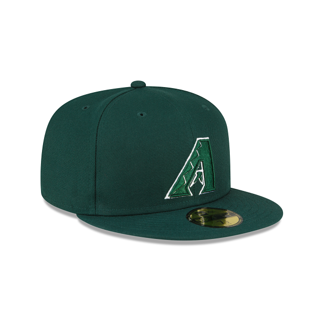 https://cdn.shopify.com/s/files/1/0601/2554/4675/products/60291373_59FIFTY_BASICDKG_ARIDIACO_DKG_3QR.png?v=1663788818