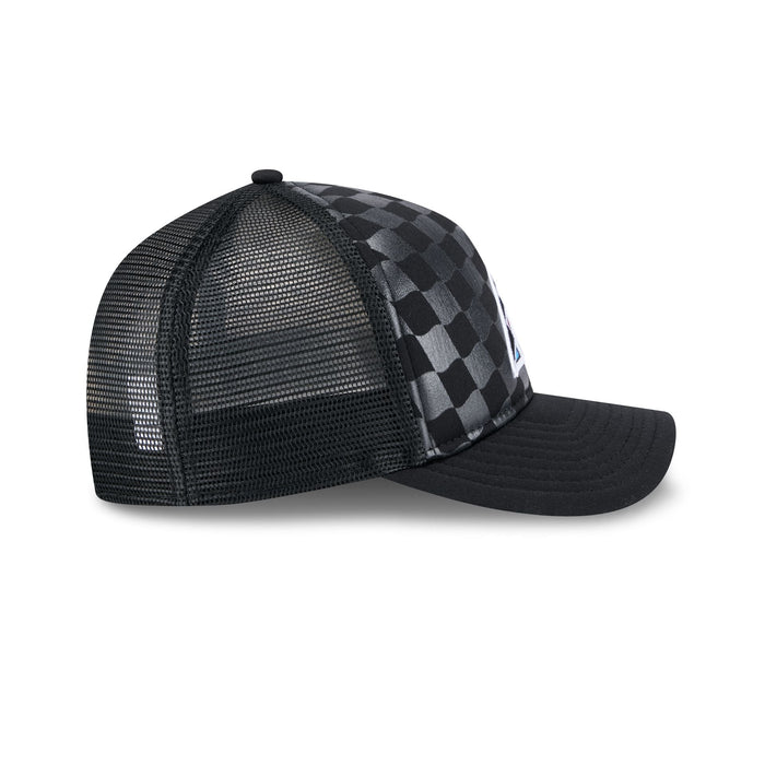 https://cdn.shopify.com/s/files/1/0601/2554/4675/files/60641190_9FORTYMCAF_GRADIENTRACEWAY_ARIDIA_BLK_RSIDE.jpg?v=1738873205