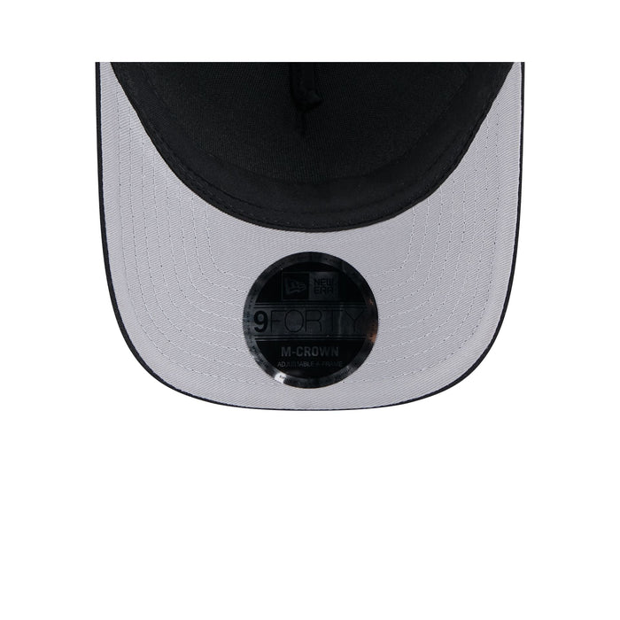 https://cdn.shopify.com/s/files/1/0601/2554/4675/files/60641190_9FORTYMCAF_GRADIENTRACEWAY_ARIDIA_BLK_UV.jpg?v=1738873205