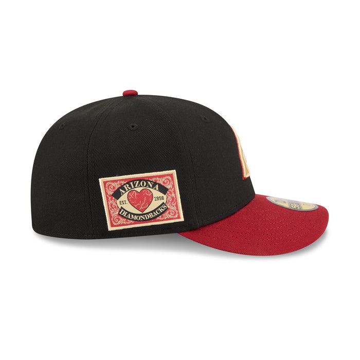 https://cdn.shopify.com/s/files/1/0601/2554/4675/files/60852096_59FIFTY_LifestyleEnergy_ARIDIA_BLK_RSIDE.jpg?v=1769617725