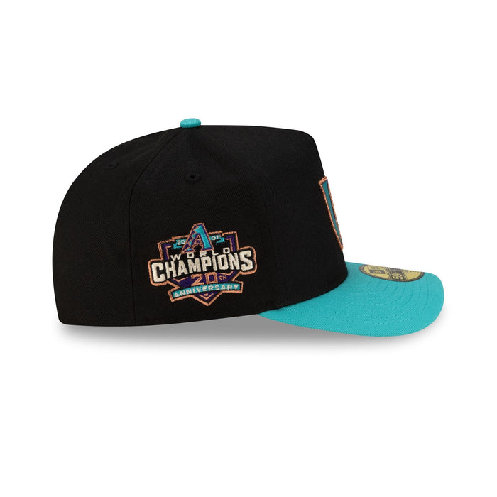 https://cdn.shopify.com/s/files/1/0601/2554/4675/files/71006051_59FIFTYAF_MLB25_JUSTCAPS_UPSIDEDOWNLOGO_ARIDIACO_BLACK_RSIDE.jpg?v=1765568246