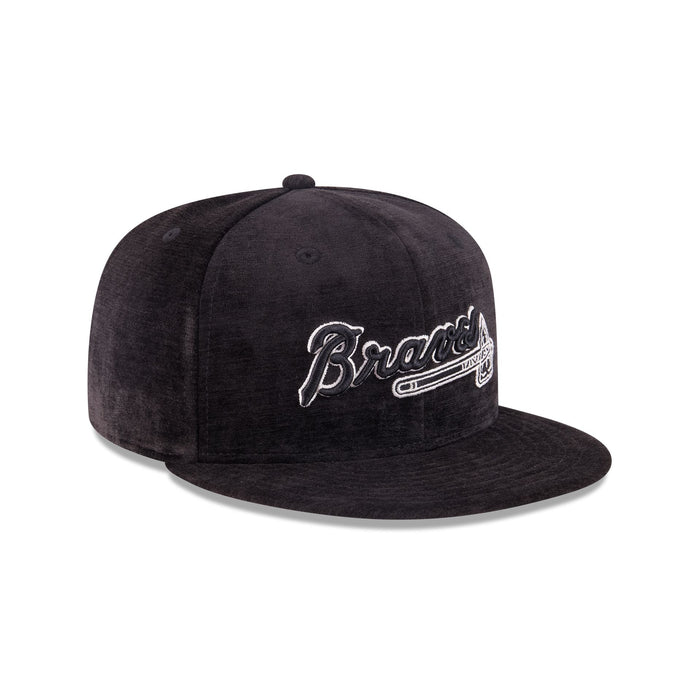 https://cdn.shopify.com/s/files/1/0601/2554/4675/files/60750860_59FIFTY_5950DAY595027040_ATLBRA_BLK_3QR.jpg?v=1745502719