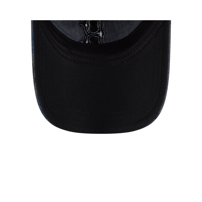 https://cdn.shopify.com/s/files/1/0601/2554/4675/files/60745150_9TWENTY_AZTECPATTERN9TWENTY26_BOSRED_XNV_UV.jpg?v=1746108049