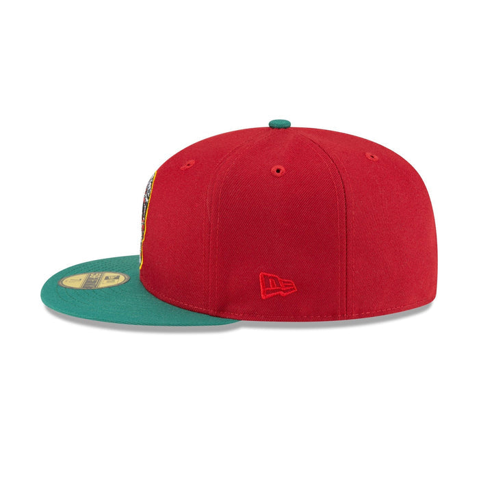 https://cdn.shopify.com/s/files/1/0601/2554/4675/files/70854531_59FIFTY_SUGARSKULL_BOSRED_SCA_LSIDE.jpg?v=1712859290