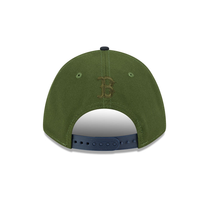 https://cdn.shopify.com/s/files/1/0601/2554/4675/files/60640973_9FORTYMCAF_CITYFEATURE_BOSRED_RIG_R.jpg?v=1739890272