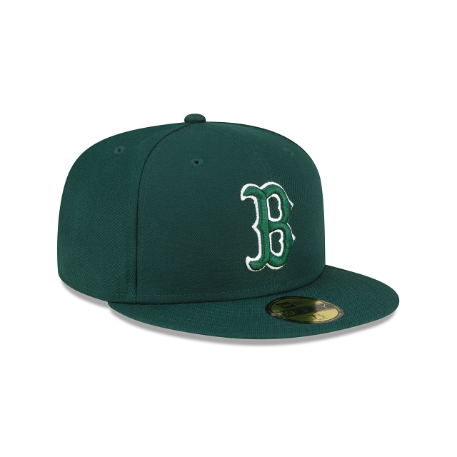 https://cdn.shopify.com/s/files/1/0601/2554/4675/products/60291372_59FIFTY_BASICDKG_BOSRED_DKG_3QR.png?v=1663788819