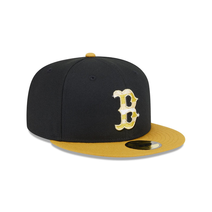 https://cdn.shopify.com/s/files/1/0601/2554/4675/files/60750817_59FIFTY_5950DAY595027055_BOSRED_BLK_3QR.jpg?v=1745502726
