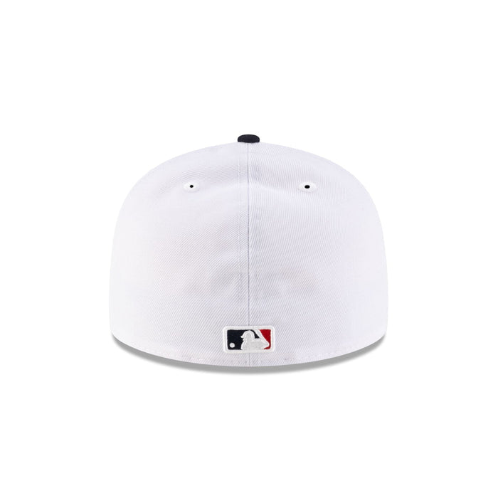 https://cdn.shopify.com/s/files/1/0601/2554/4675/files/70932035_59FIFTYAF_JUSTCAPS_ST25_BOSRED_WHT_R.jpg?v=1743706230