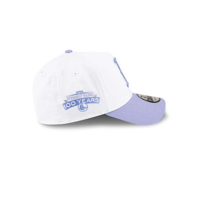 https://cdn.shopify.com/s/files/1/0601/2554/4675/files/70845377_9FORTYAF_SPRING24_BOSREDCO_WHT_RSIDE.jpg?v=1713980369