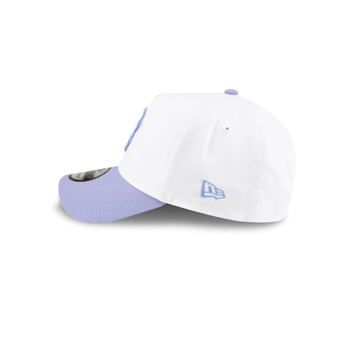 https://cdn.shopify.com/s/files/1/0601/2554/4675/files/70845377_9FORTYAF_SPRING24_BOSREDCO_WHT_LSIDE.jpg?v=1713980369