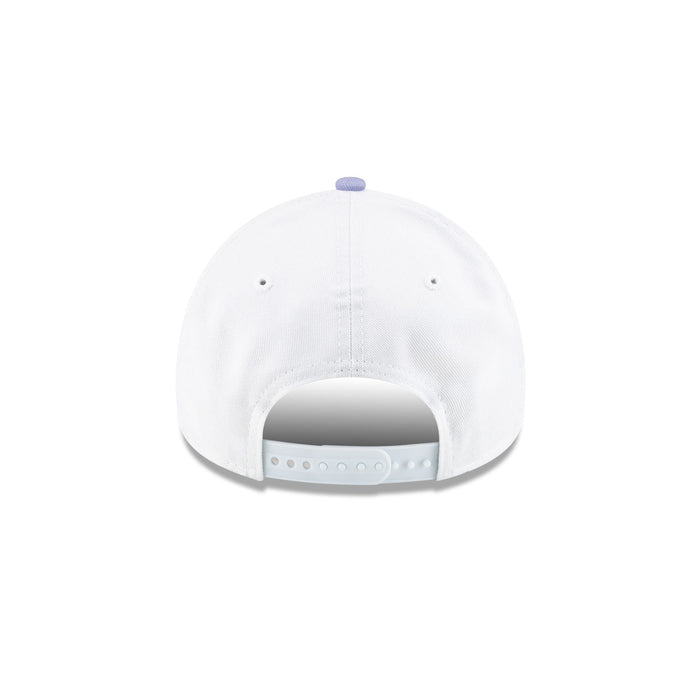 https://cdn.shopify.com/s/files/1/0601/2554/4675/files/70845377_9FORTYAF_SPRING24_BOSREDCO_WHT_R.jpg?v=1713980369