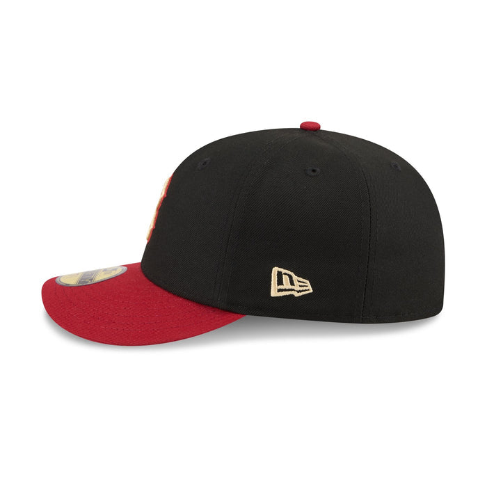 https://cdn.shopify.com/s/files/1/0601/2554/4675/files/60852173_59FIFTY_LifestyleEnergy_BOSRED_BLK_LSIDE.jpg?v=1769617724