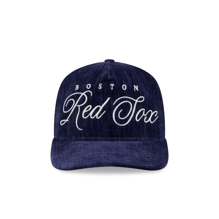 https://cdn.shopify.com/s/files/1/0601/2554/4675/files/60758405_19TWENTY_TEAMSCRIPT28021_BOSRED_OTC_F.jpg?v=1760987020