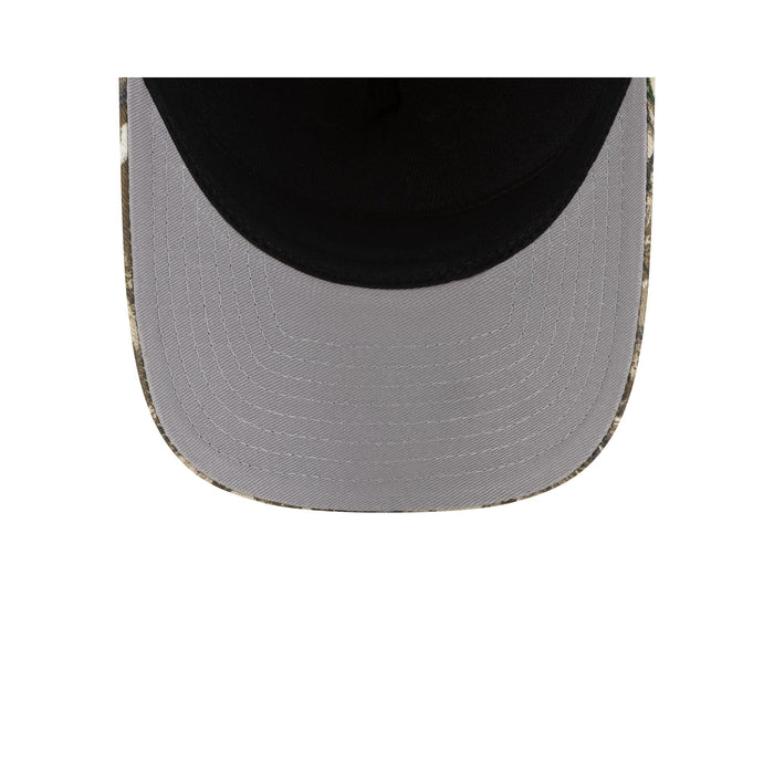 https://cdn.shopify.com/s/files/1/0601/2554/4675/files/60846841_9FORTYMCAF_COLLAB25_MLBXWARRENLOTAS_ATLBRA_CAMO_UV.jpg?v=1759501577