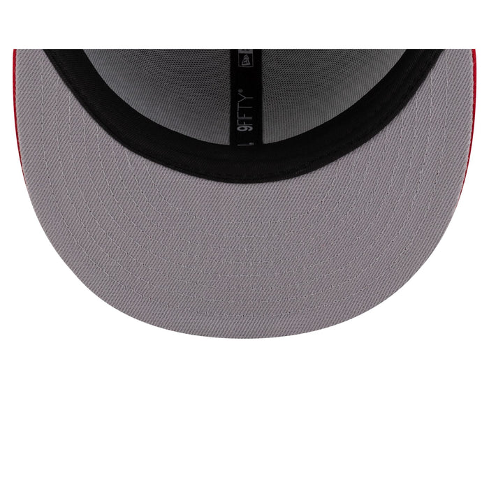 https://cdn.shopify.com/s/files/1/0601/2554/4675/files/70929794_9FIFTY_MLBMASCOT_25_ATLBRA_NAV_UV.jpg?v=1741802265