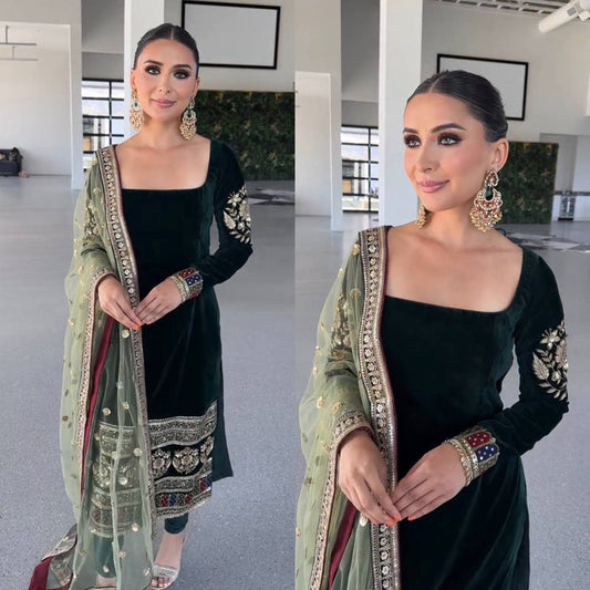 Regal Emerald Velvet Festive Ensemble