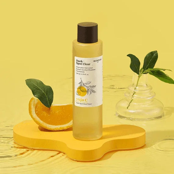 [SKINFOOD] Yuja C Dark Spot Clear Toner 200ml - Ballagrio