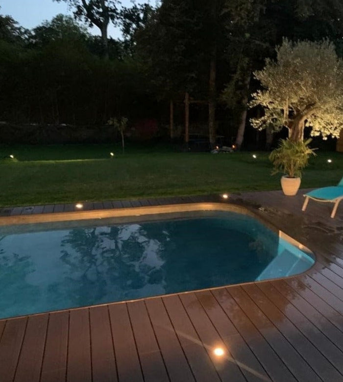 Spot encastrable pour abords de piscine à ampoule interchangeable GU5.3 - 12 Volt - Ø 10 cm Carré