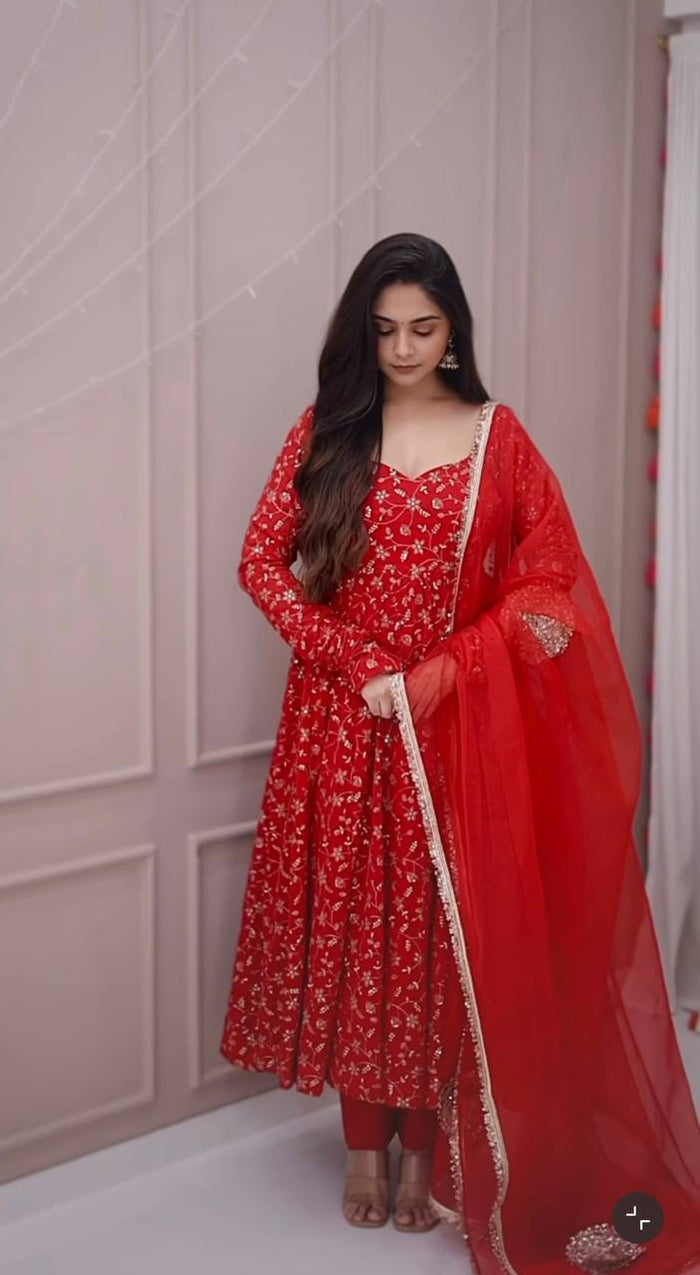 Vibrant Red Attire for Festive Occasions
