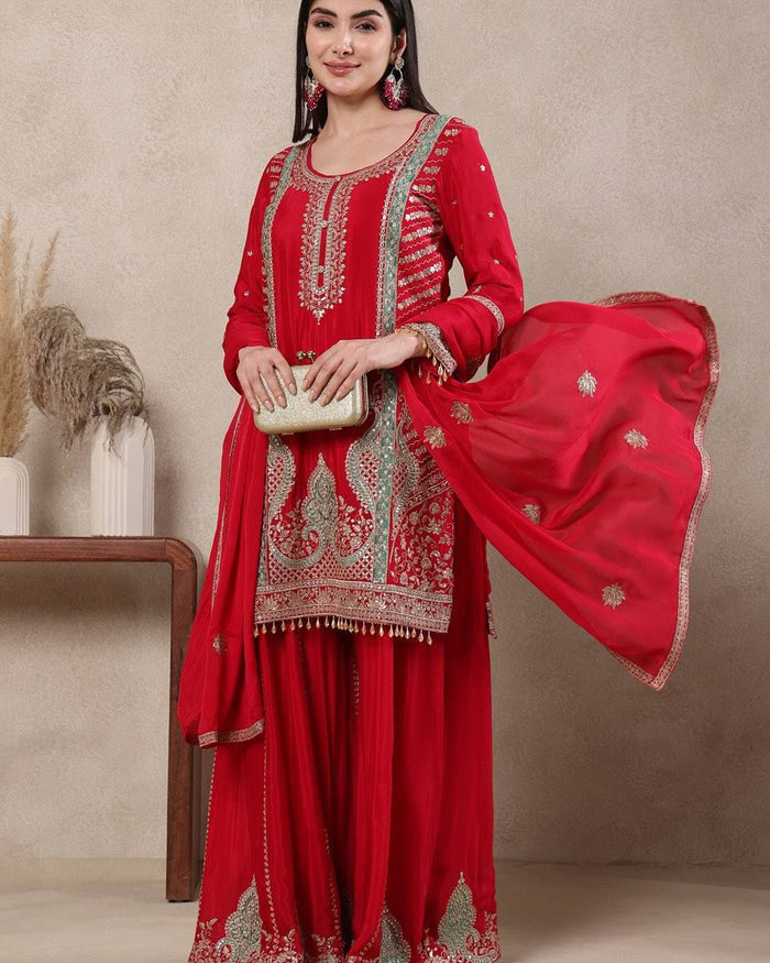 Vibrant Red: Tradition Meets Modern Style
