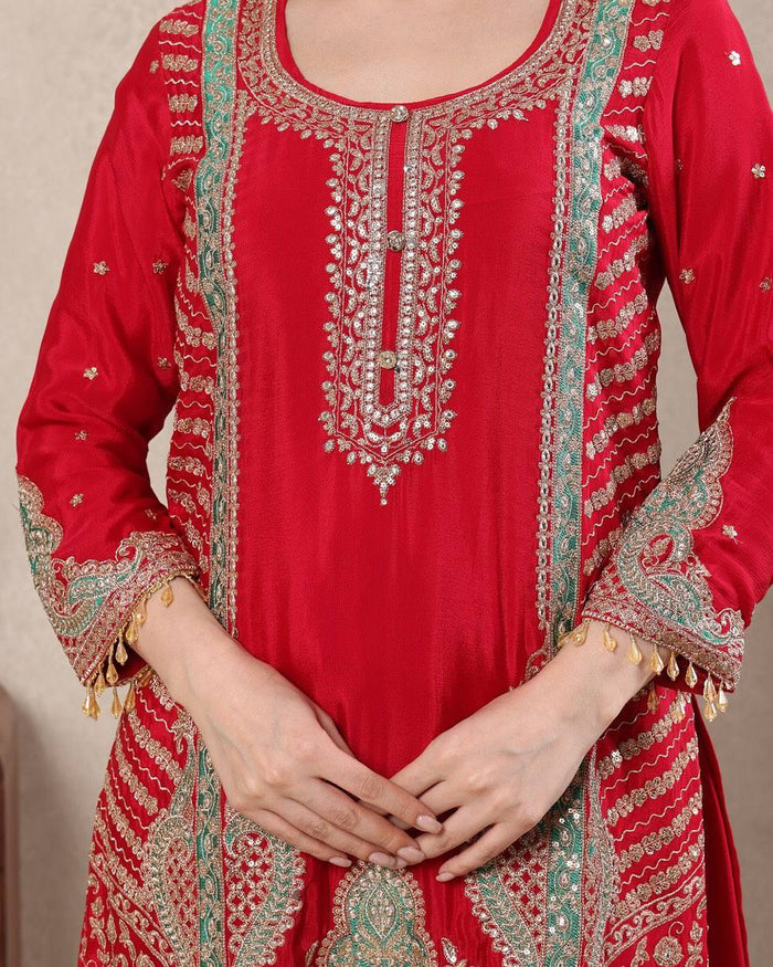 Vibrant Red: Tradition Meets Modern Style