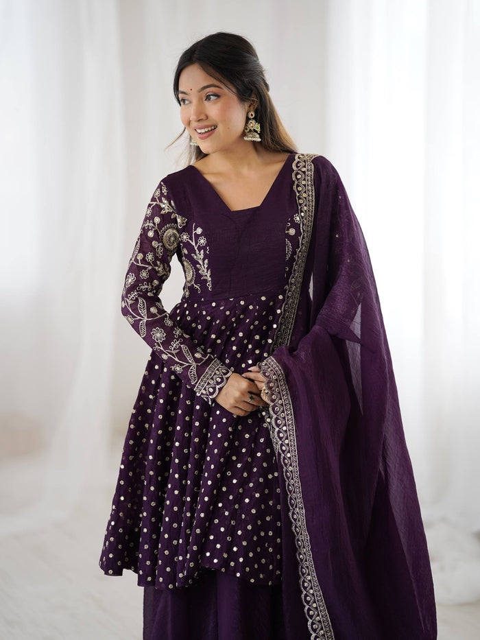 Vibrant Traditional Outfits for Modern Women