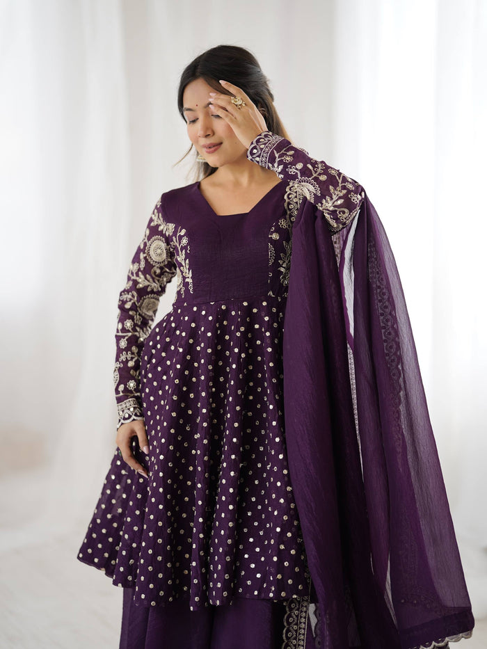 Vibrant Traditional Outfits for Modern Women