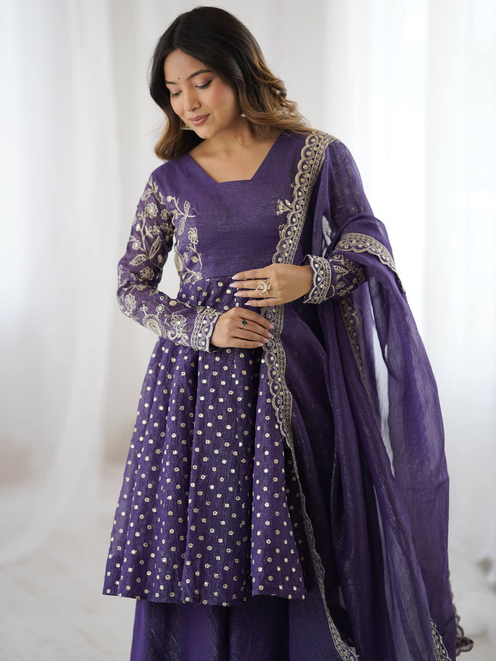 Vibrant Traditional Outfits for Modern Women